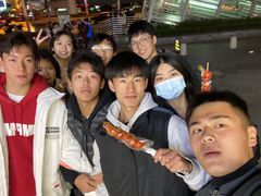 -世代星球·保龄球·镭战真人CS·团建(杨浦店)