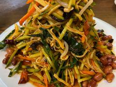 -胖太太四川麻辣排骨串(镇江路分店)