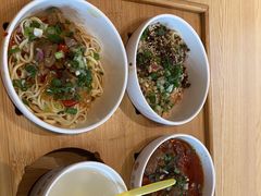 -贰拾捌味·宜宾燃面(春熙路旗舰店)