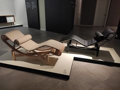 -罗奇堡家具(淮海西路店)