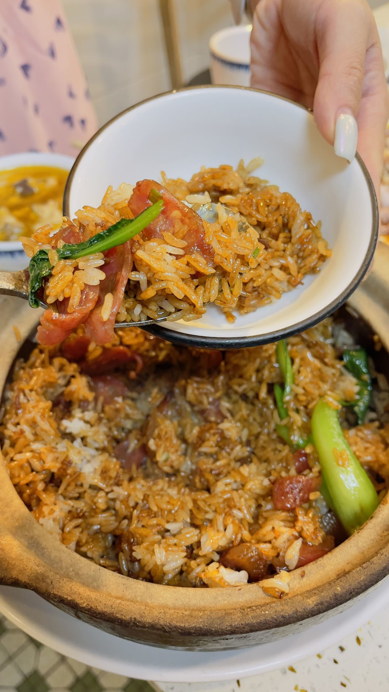 复古港风,煲仔饭一绝!