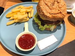 -ZING COFFEE 镜咖啡