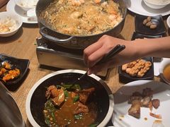 -爱碗亭·鲜炒湖南菜(壹城中心店)