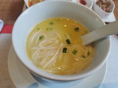 银萝汤厨面-鲤院·新中式美学·庭院餐厅(夫子庙店)