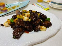 蒜香酥炸牛肉粒-新龙船黄浦江餐饮游船官方自营店