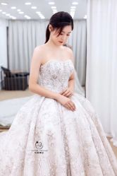 -艾朵婚纱