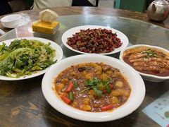 -勇猛子川菜馆(新军路店)