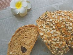 杂粮纤维面包-85度C(广州石牌桥店)