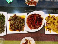 -扒虾小妹儿麻辣海鲜(宏图街店)