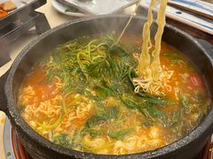 -贵厨酸汤牛肉(花果园国际中心店)