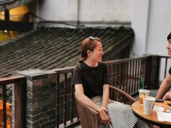 -星巴克臻选(成都宽窄巷子店)