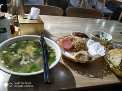 -金诚张妈妈羊汤·驴肉火烧(旧宫佳和园店)