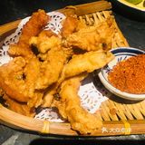 早就听闻这家来自重庆的火锅店，这次终于来拔草