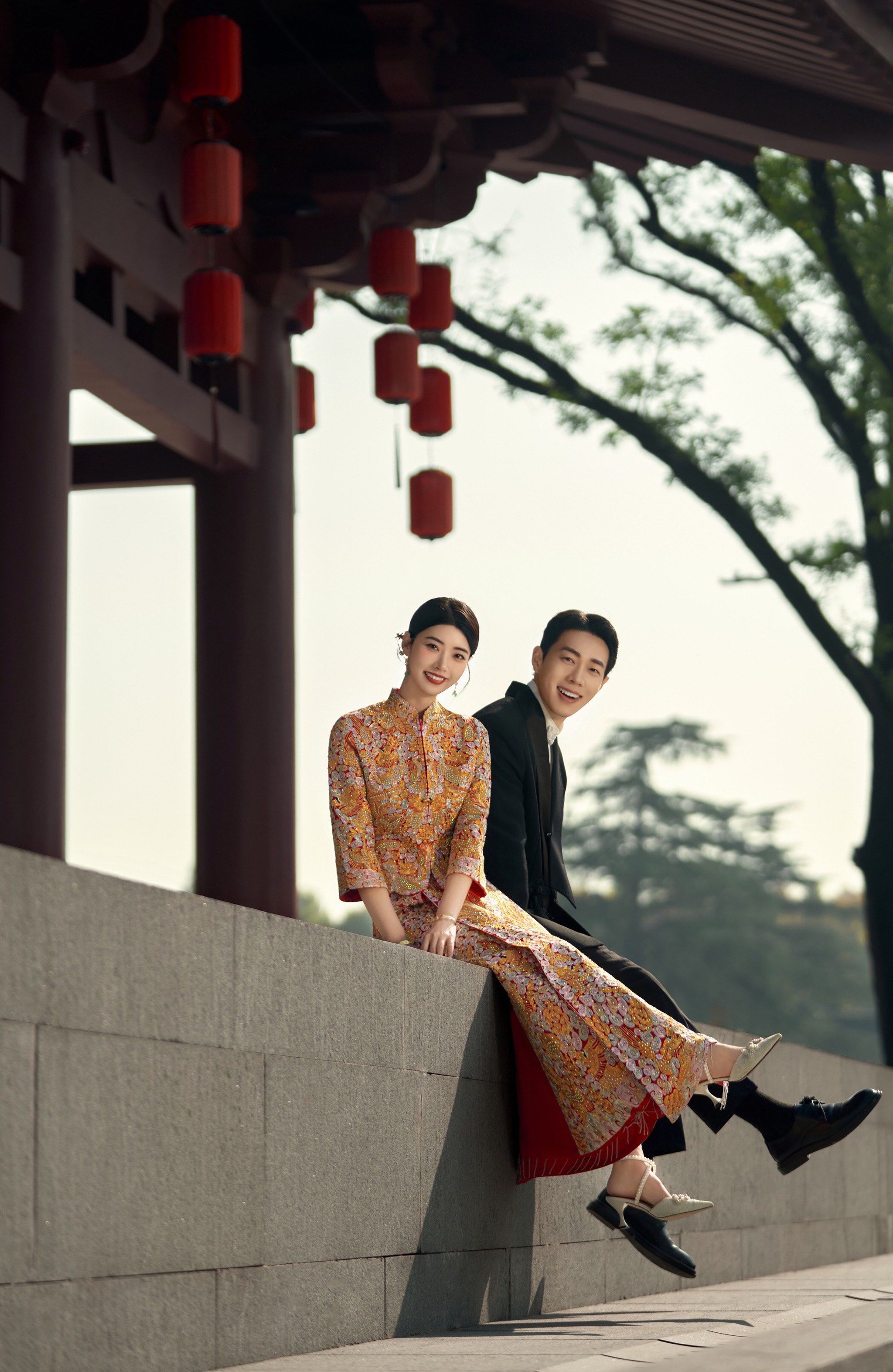 不拍后悔的中式龙凤褂婚纱照|长辈也疯狂点赞
