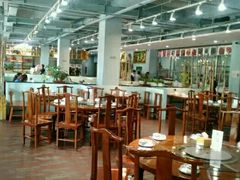 大堂-大草原清真饭庄(沙河店)