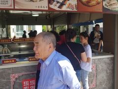 -平望服务区·停车场