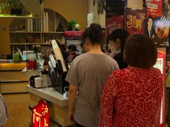 -沪上阿姨·精选茶饮(滨海永旺梦乐城店)