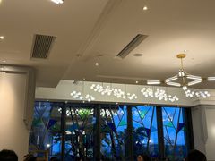 -港丽餐厅(高德置地店)