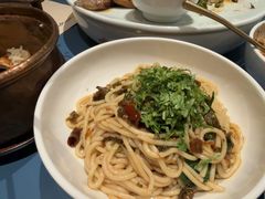 弥渡酸菜凉米线-一坐一忘云南菜(嘉里中心店)
