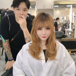 -AYO SALON