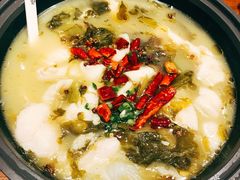 -渝是乎川渝小炒(新世界百货望京店)
