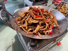 -昱龙大盆牛蛙馆(三兴街总店)