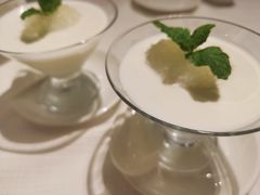 燕窝鲜奶冻-金悦轩海鲜酒家(拱北店)