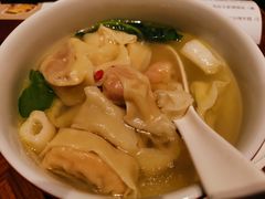 鸡汤全家福馄饨-上海人家花樣年华(中山公园店)