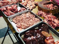 -标记美食新鲜猪杂(兴南大道店)