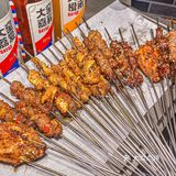 东北烧烤扛把子！大口吃肉太爽了！