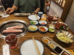 -明洞阿姨·韩式酱蟹烤肉·创意料理(三元桥店)