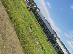 -迪茵湖田家舍生态农场