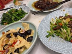 -围龙屋客家食府(福田店)