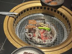 -山川小町·极番烧肉(新地假日广场店)