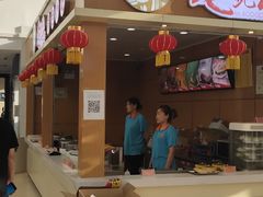 -窦店服务区-停车场