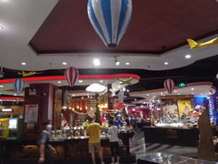 -四海一家自助餐(益田假日广场店)