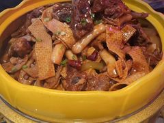-多嘴超级肉蟹煲(欧亚卖场店)