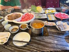 -云中捞高空旋转餐厅(商茂世纪广场店)