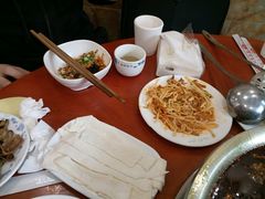 -刘胖娃鱼庄·特色肥肠鱼(杨家坪店)