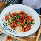 梅林宝藏面馆｜9块钱一大碗鸡丝鸡汤面！味道绝绝子