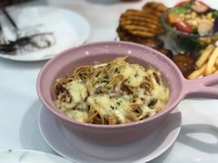 芝士焗肉酱意大利面-丽莎沙拉轻食餐厅(国贸店)