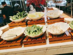 -金滏山烤肉·海鲜·火锅自助餐厅(襄阳万达店)