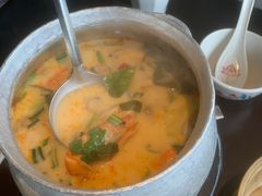 -大头虾越式风味餐厅(光明广场店)