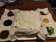 一块豆腐-95号酱骨·一块豆腐(展春园西路店)