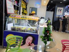 -周黑鸭(郑州新世界百货店)