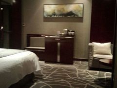 android_upload_pic-常州环球恐龙城维景国际大酒店