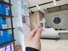 -柏乐口腔医院·舒适化无痛种植牙中心(东盟商务区院)