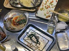 -马路牙子烧烤音乐酒馆(望京店)