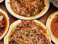 -拈签一笑黄牛肉辣卤串串