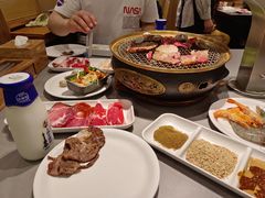 -山焱·炭火自助烤肉(周浦万达店)